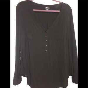 Torrid black top
